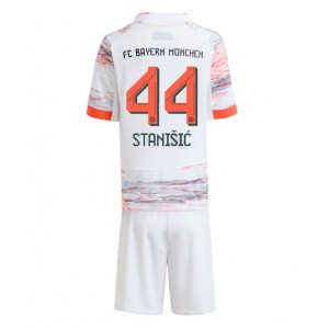 Fotbalové Dres Bayern Munich Josip Stanisic #44 Dětské Venkovní Oblečení 2025-26 Krátký Rukáv (+ trenýrky)